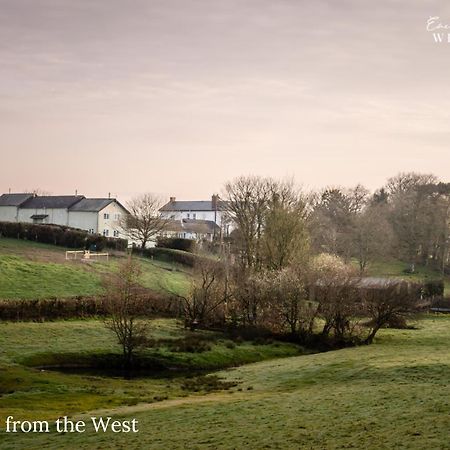 Enchanted Retreats At West Ford Devon 사우스몰튼 외부 사진