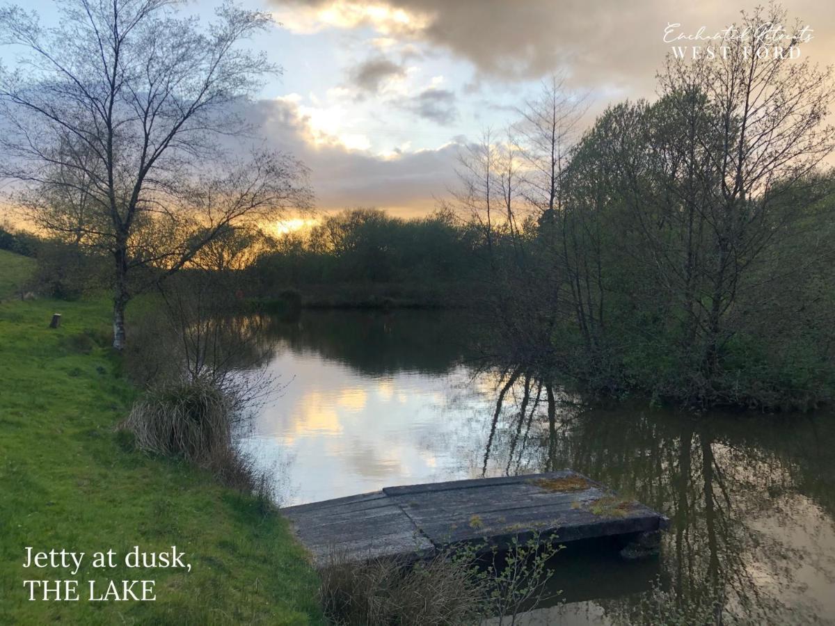 Enchanted Retreats At West Ford Devon 사우스몰튼 외부 사진