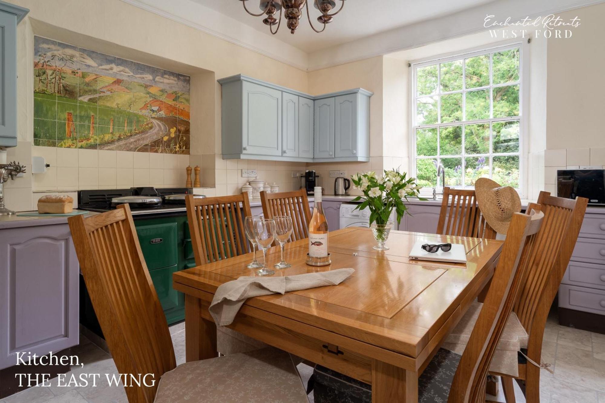Enchanted Retreats At West Ford Devon 사우스몰튼 객실 사진