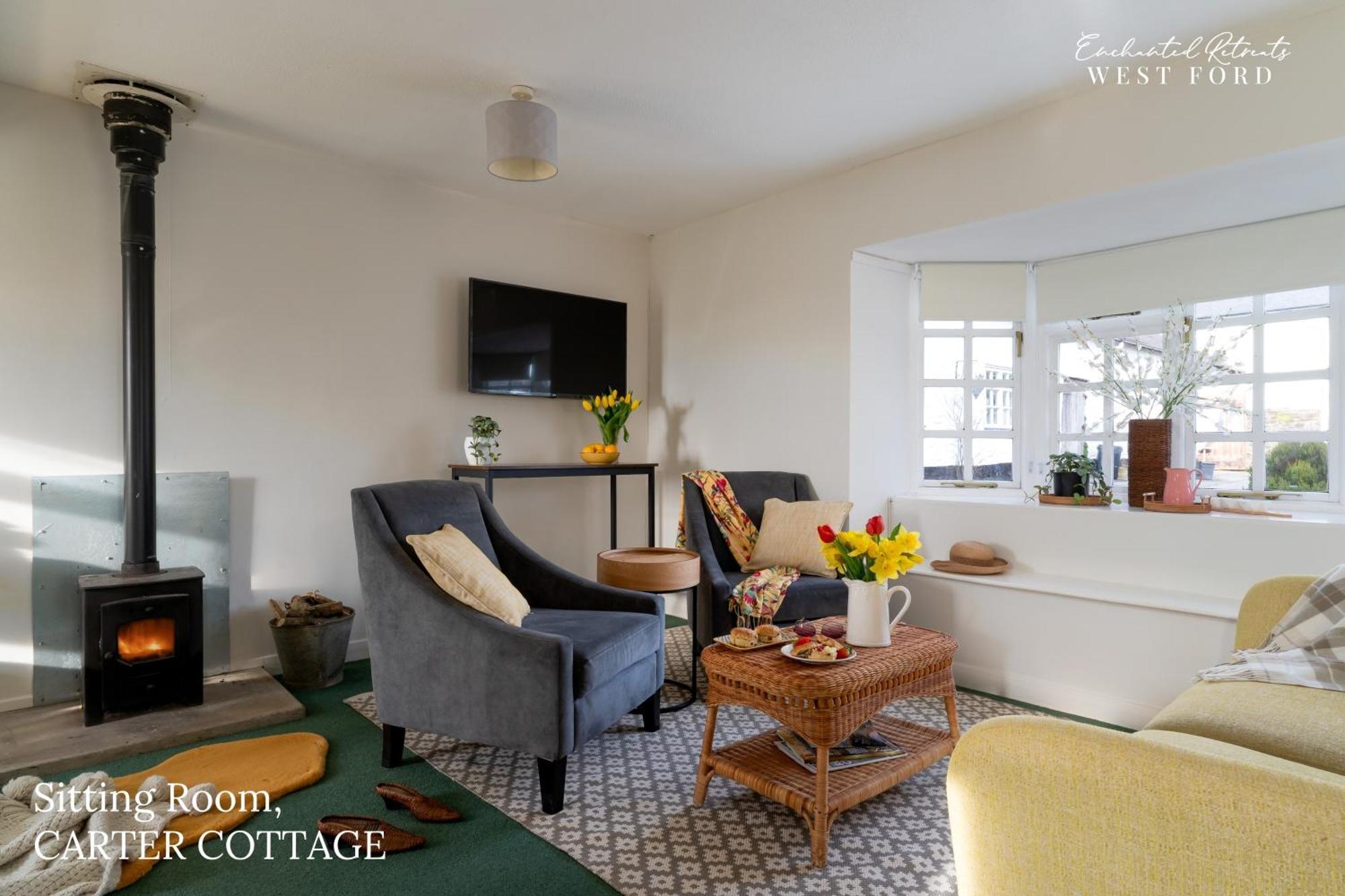 Enchanted Retreats At West Ford Devon 사우스몰튼 객실 사진